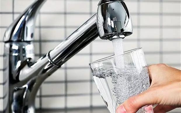 家里到底要不要安裝凈水器？自來水要不要過濾再使用？